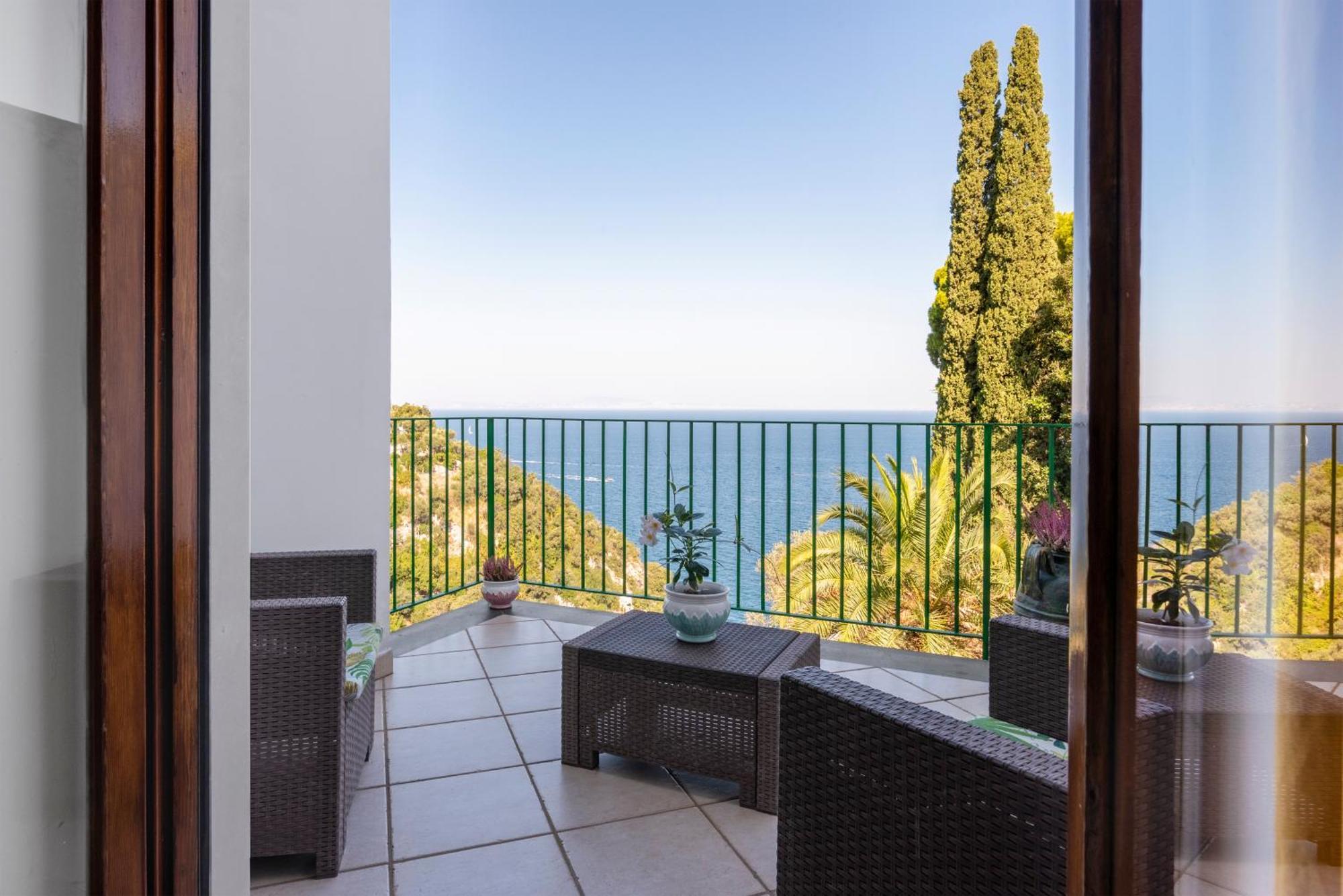 Hotel Desiree Sorrento Esterno foto