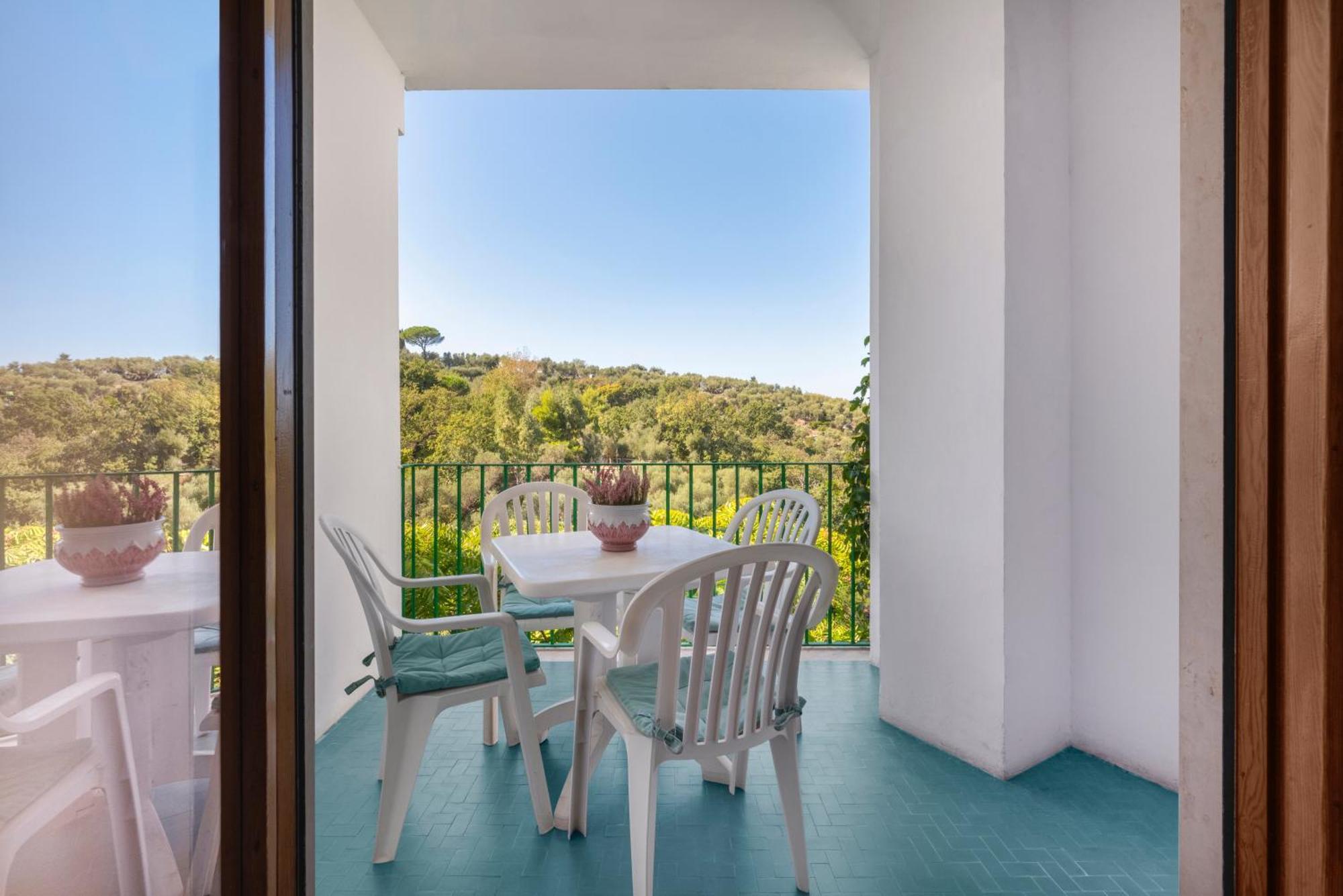 Hotel Desiree Sorrento Esterno foto